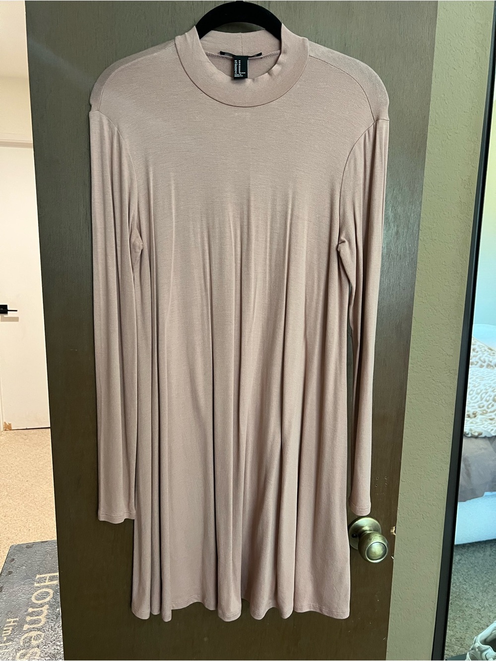 Forever 21 Mauve/Taupe Crewneck Dress